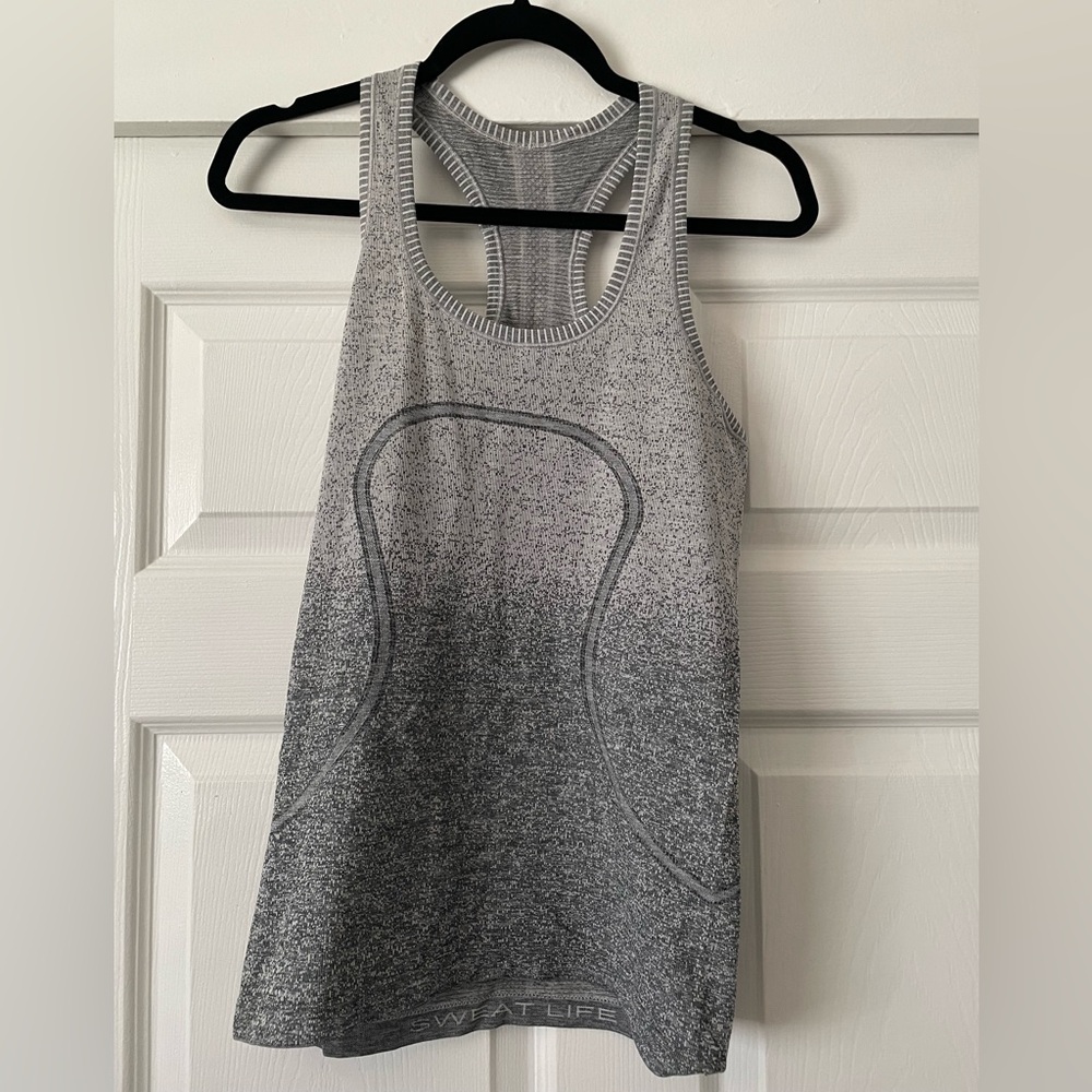 lululemon Light Gray/Gray Swiftly Tank Top. Size 6